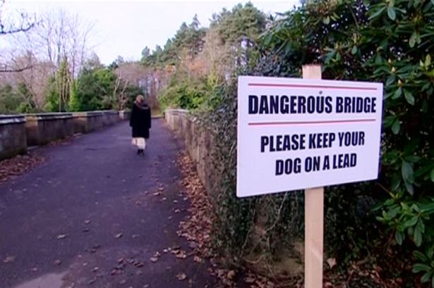 overtoun bridge cartello